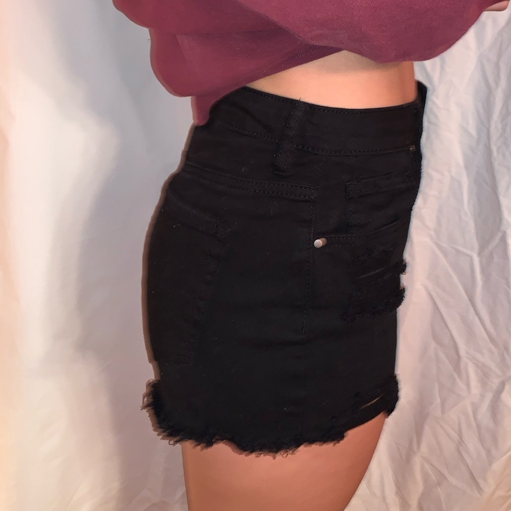 PacSun high rise denim black shorts - Picture 2 of 3